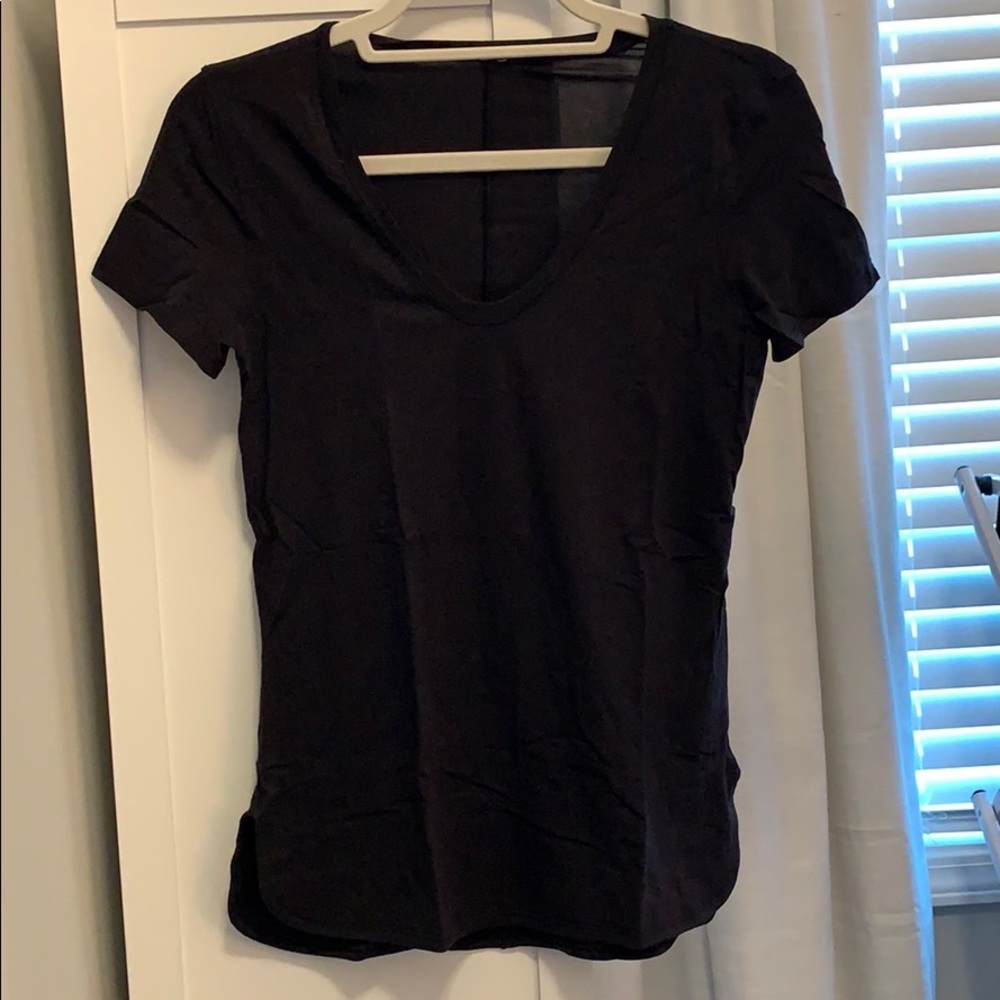 Lululemon short sleeve top